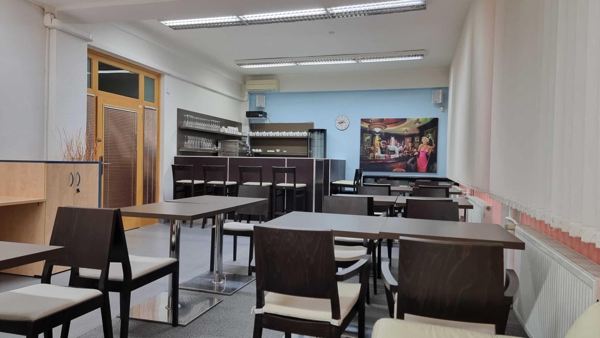 מלון Rada *